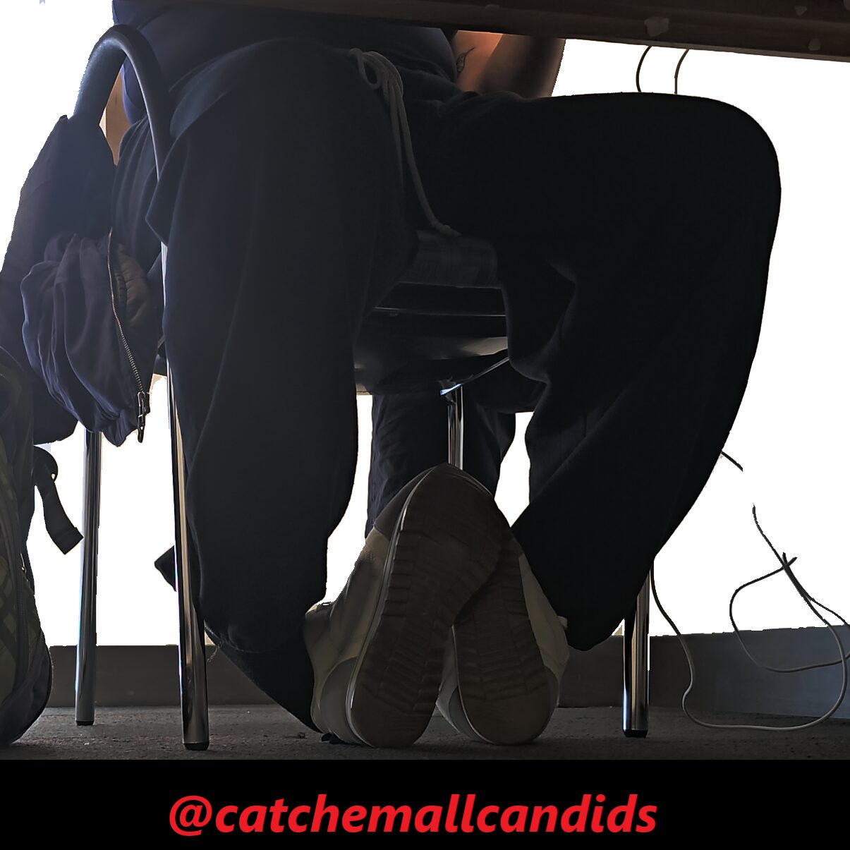 Latina Shoeplay in Beige Sneakers 6