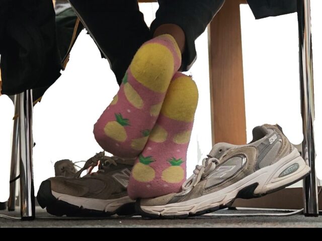 Ebony Pineapple Socks out of New Balances